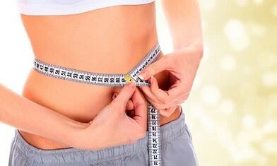 Métodos para perder peso en una semana en los muslos y el estómago.
